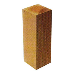 立体木彫素材 B （桂）83×83×250mm